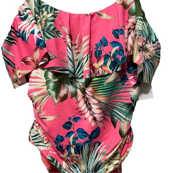 La Blanca NWT Women’s 20W Pink Coral Floral One-Piece Swimsuit - Picture 2 of 6